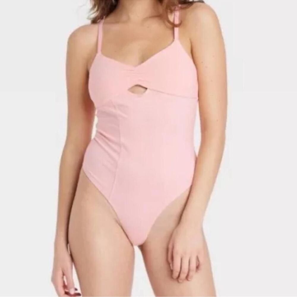Colsie Womens M Pink Balletcore Pink Sleeveless Thong Bodysuit One Piece